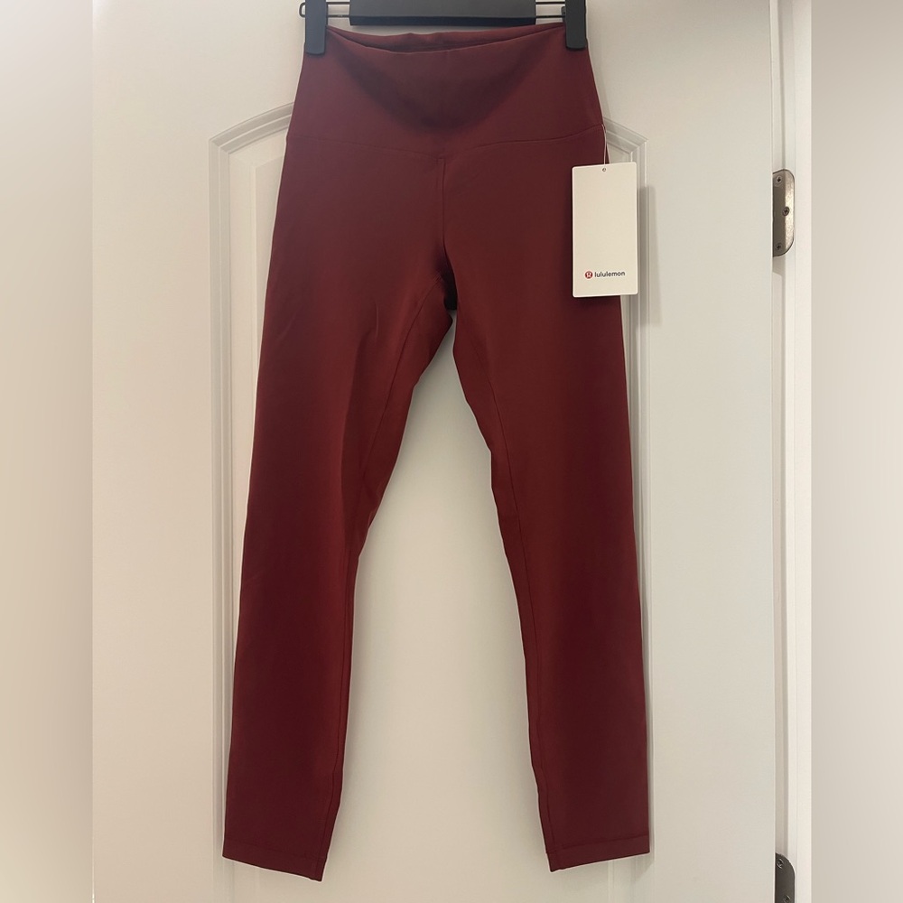 Lululemon Wunder train in color Rockwood  Leggings